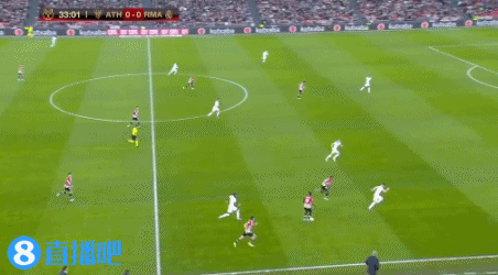 双足怪欧冠官方发问：登贝莱，你到底是右脚将还