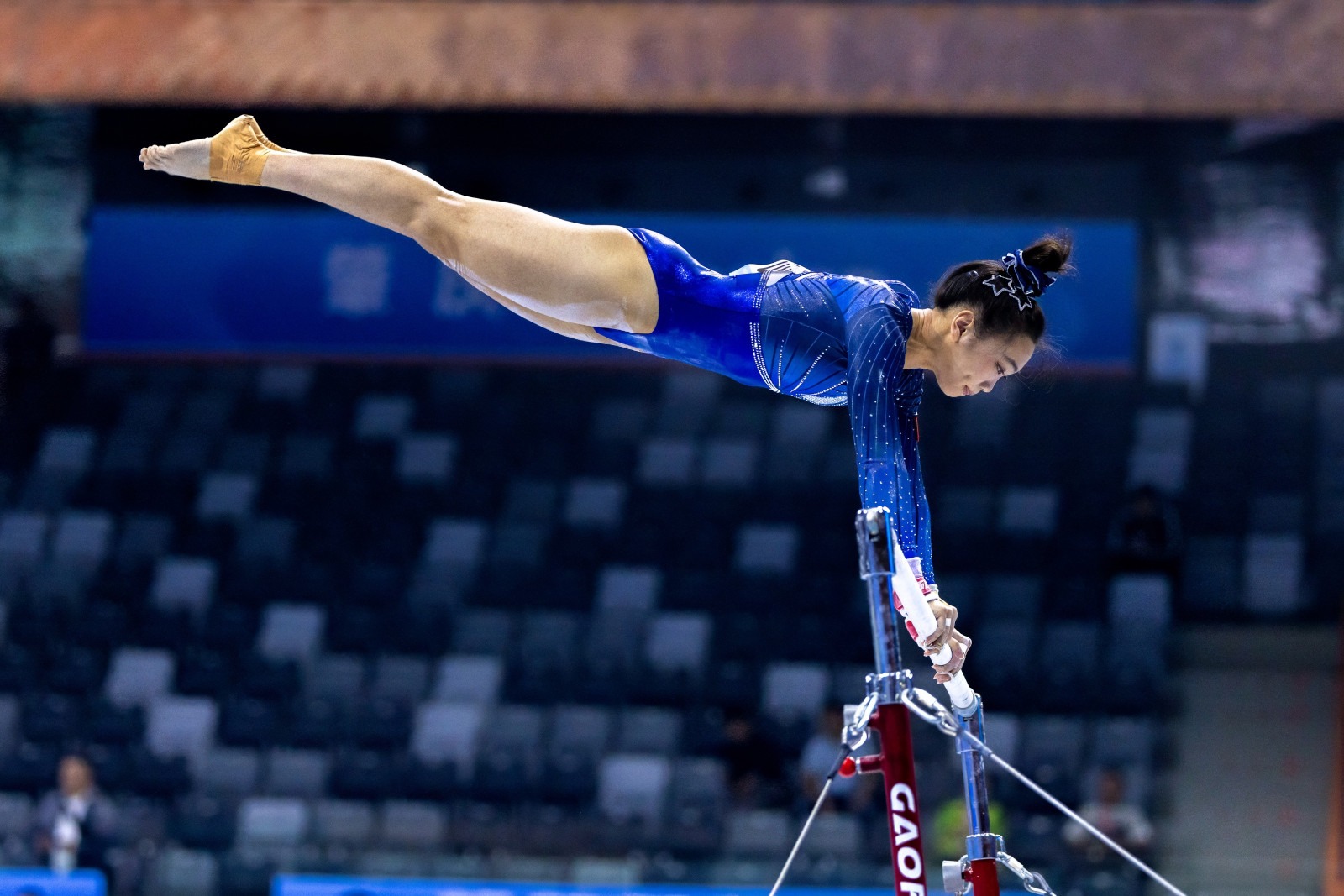 老鹰大胜森林狼 约翰逊34+10